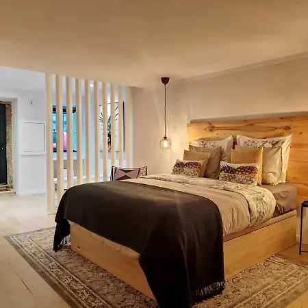 Апартаменты Estrela Terrace Лиссабон